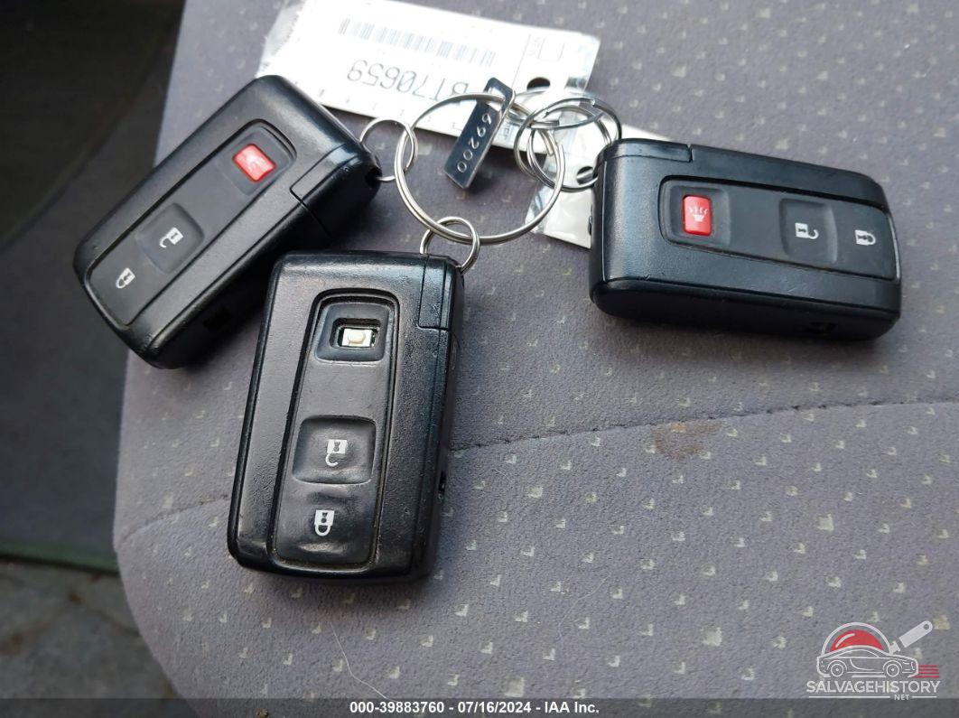 JTDKB20U573204075 2007 TOYOTA PRIUS photo no. 11