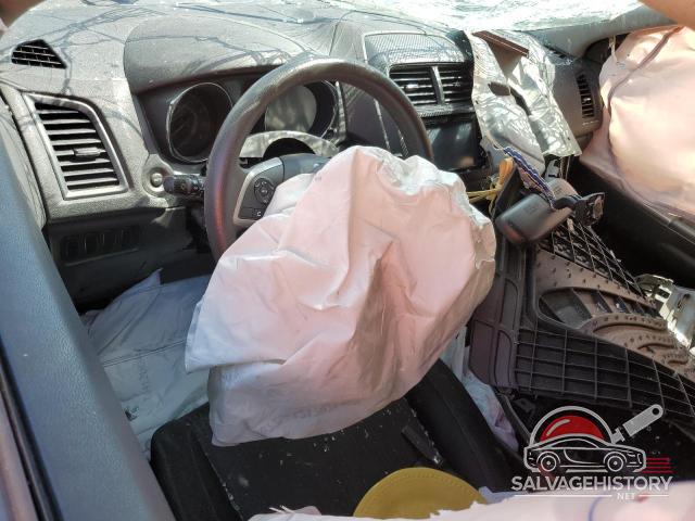JA4AP3AU9JZ018975 2018 MITSUBISHI OUTLANDER photo no. 8