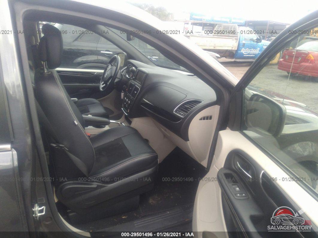 2C4RDGCG5KR758812 2019 DODGE GRAND CARAVAN photo no. 5