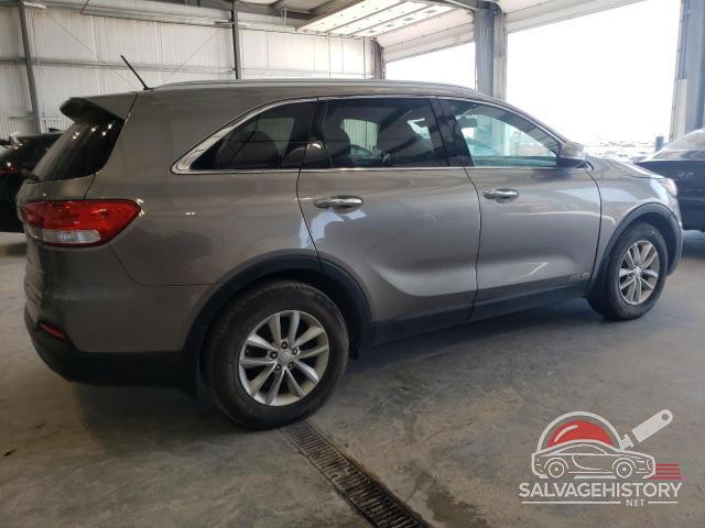 5XYPGDA59HG229424 2017 KIA SORENTO photo no. 3