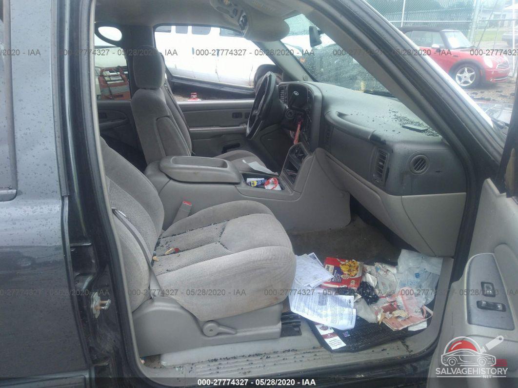 3GNFK16Z94G313749 2004 CHEVROLET SUBURBAN photo no. 5