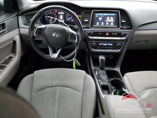 5NPE34AF9KH786877 2019 HYUNDAI SONATA LIM photo no. 8