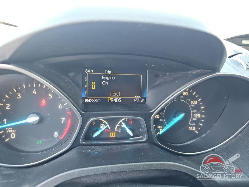 1FMCU0GD8HUC54226 2017 FORD ESCAPE photo no. 3