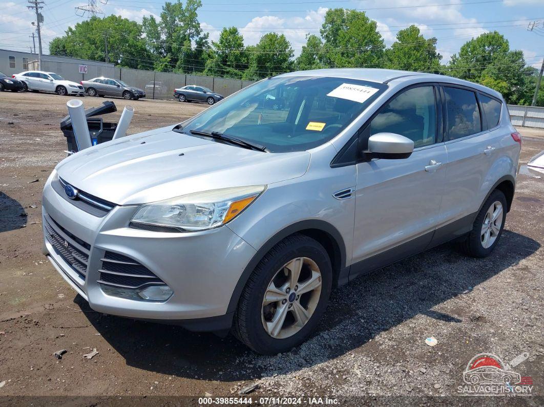 1FMCU9GXXFUB79153 2015 FORD ESCAPE photo no. 2