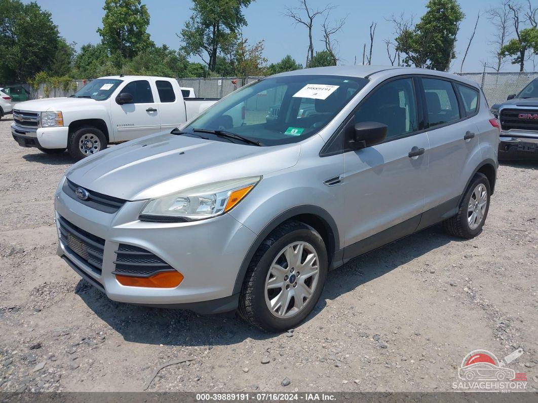 1FMCU0F76EUA96864 2014 FORD ESCAPE photo no. 2