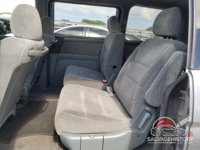 2HKRL18582H503107 2002 HONDA All Models photo no. 11