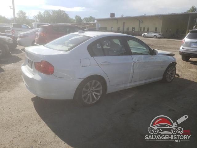WBAPK5G57BNN30153 2011 BMW 3 SERIES photo no. 3