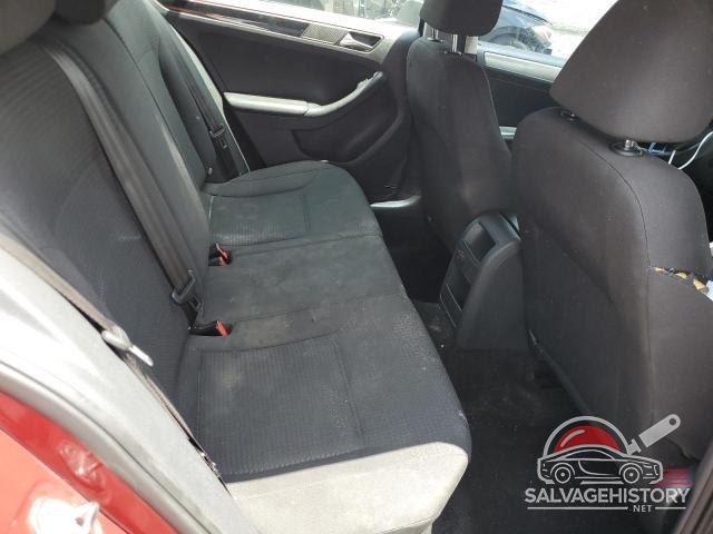 3VWD67AJ3GM340165 2016 VOLKSWAGEN JETTA photo no. 10