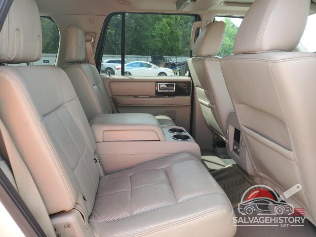 5LMJJ2H5XAEJ00472 2010 LINCOLN NAVIGATOR photo no. 11