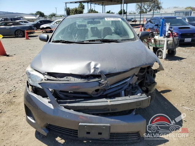 5YFBU4EE6DP154328 2013 TOYOTA COROLLA photo no. 5
