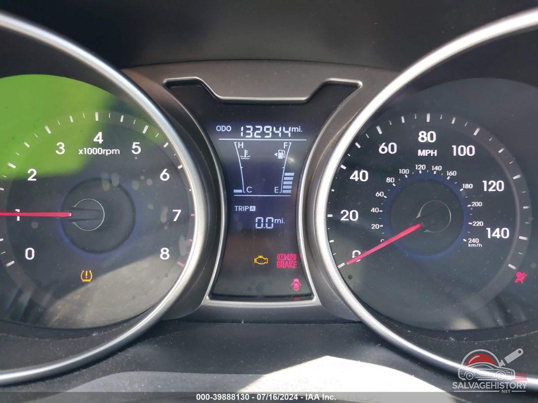 KMHTC6AD8CU033443 2012 HYUNDAI VELOSTER photo no. 7