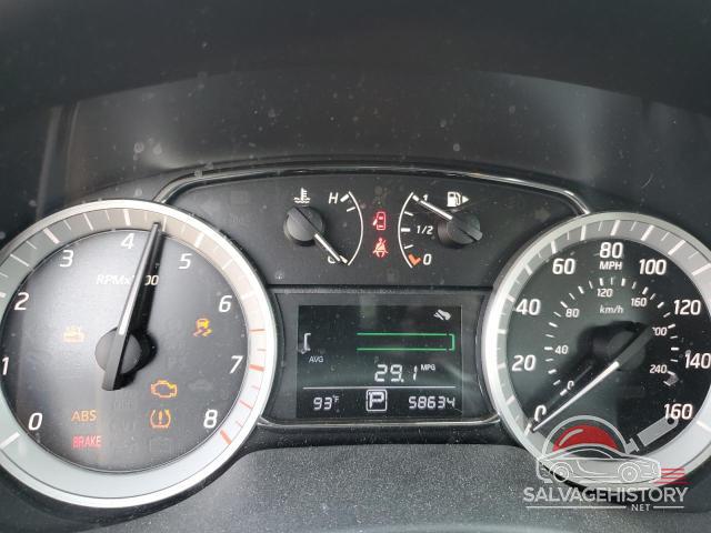 3N1AB7AP4FY242911 2015 NISSAN SENTRA photo no. 9