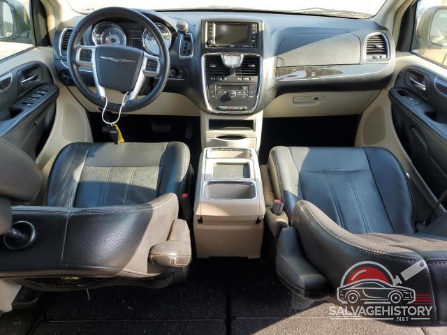 2C4RC1BG7CR423330 2012 CHRYSLER MINIVAN photo no. 8