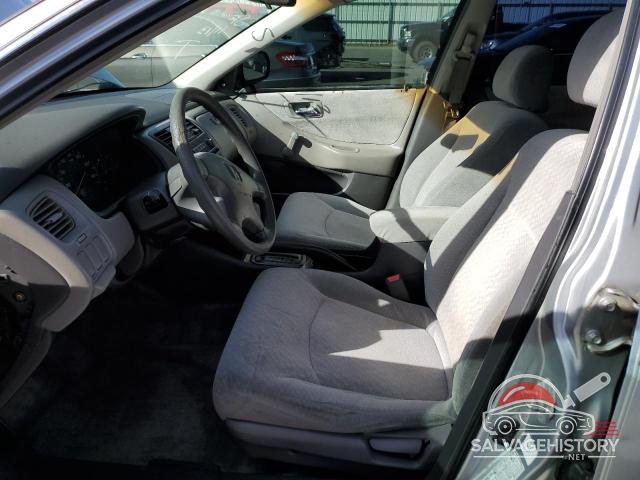 1HGCF86692A067619 2002 HONDA ACCORD photo no. 7