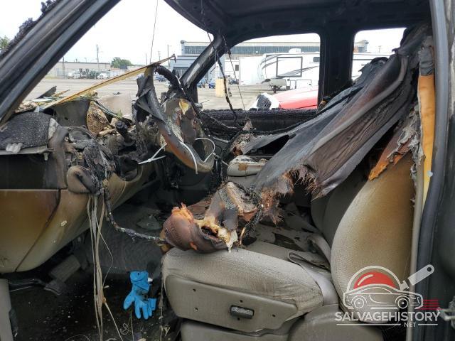 1GKEC16Z25J174361 2005 GMC YUKON photo no. 7