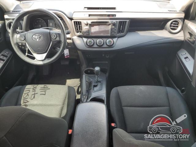 JTMZFREVXJJ155469 2018 TOYOTA RAV4 photo no. 8