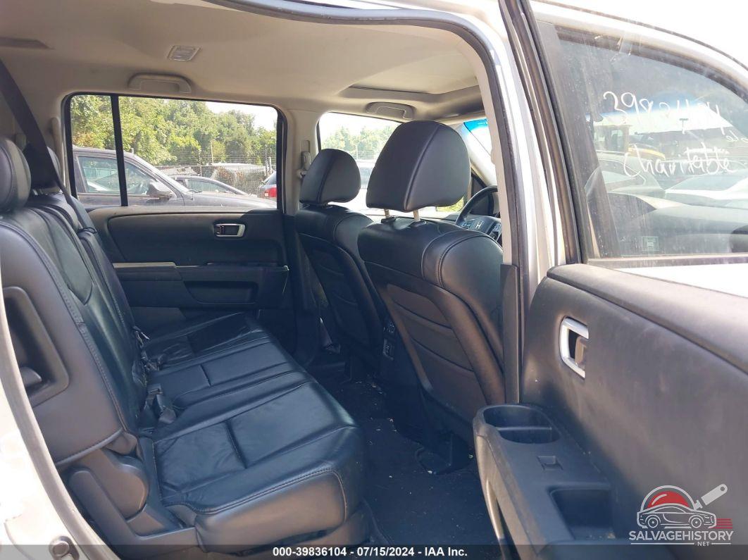 5FNYF4H78BB017594 2011 HONDA PILOT photo no. 8