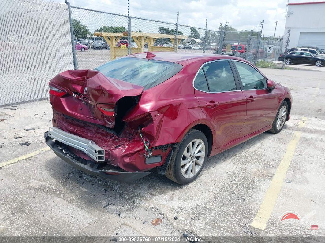 4T1C11AK8MU555093 2021 TOYOTA CAMRY photo no. 4