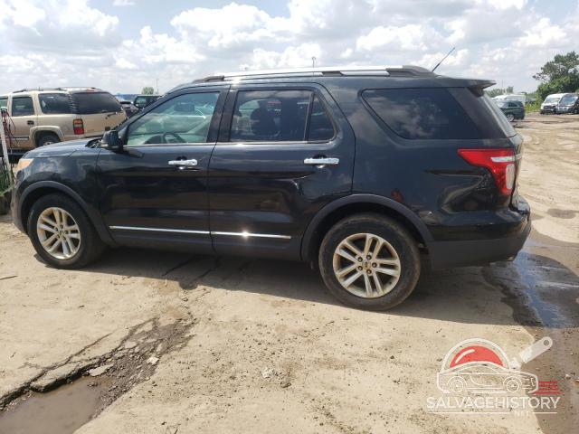 1FMHK8D87BGA46121 2011 FORD EXPLORER photo no. 2