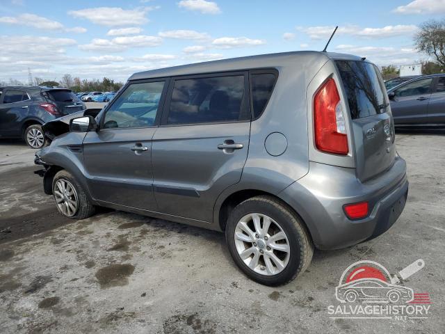 KNDJT2A62C7372865 2012 KIA SOUL photo no. 2