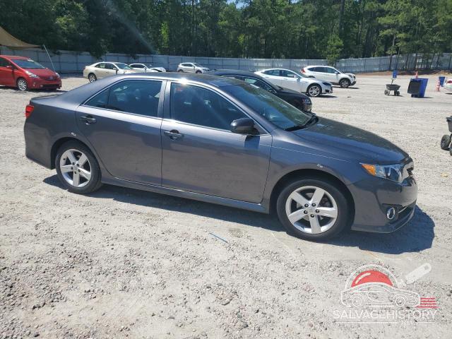 4T1BF1FK6EU461155 2014 TOYOTA CAMRY photo no. 4