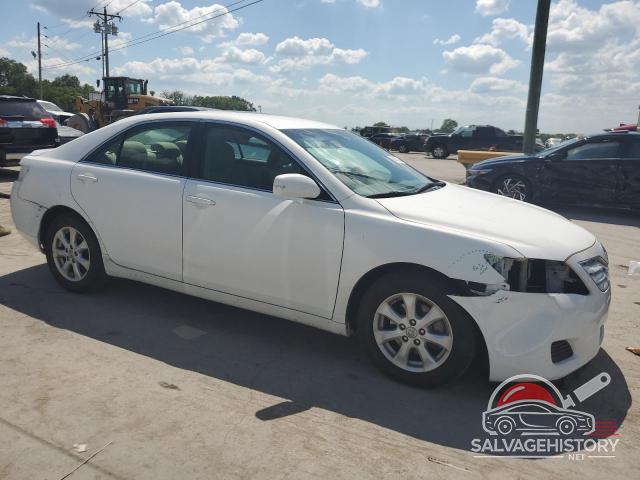 4T4BF3EK0BR211439 2011 TOYOTA CAMRY photo no. 4