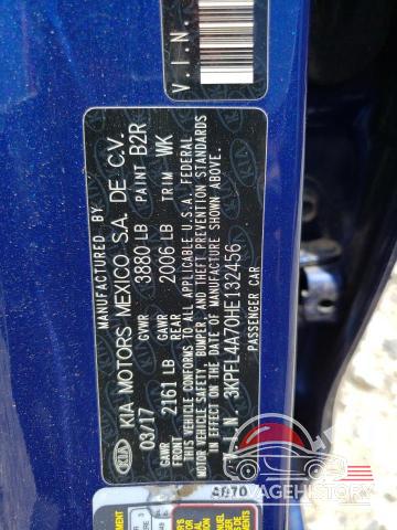 3KPFL4A70HE132456 2017 KIA FORTE photo no. 12