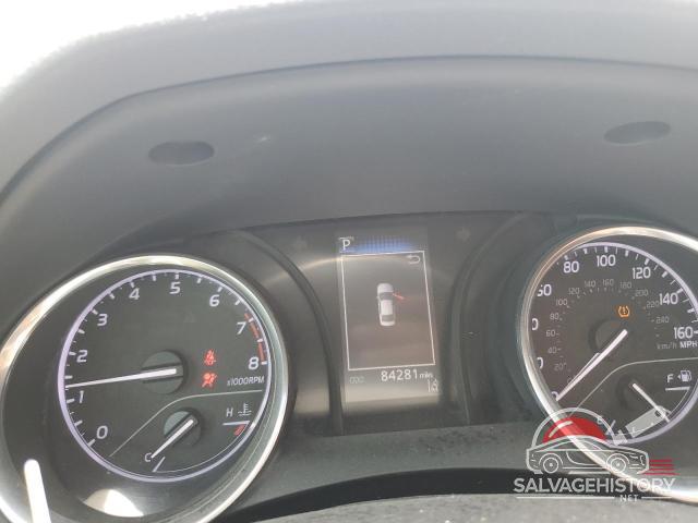 4T1B11HK7JU627124 2018 TOYOTA CAMRY photo no. 9