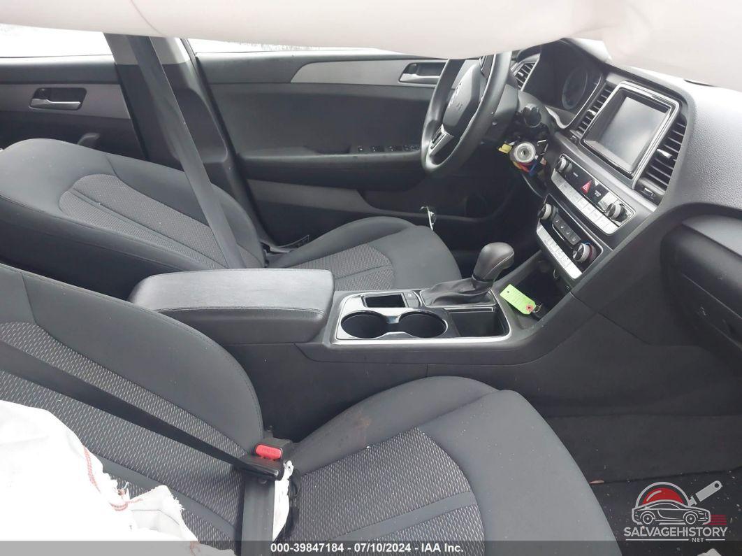 5NPE24AF8KH760998 2019 HYUNDAI SONATA photo no. 5