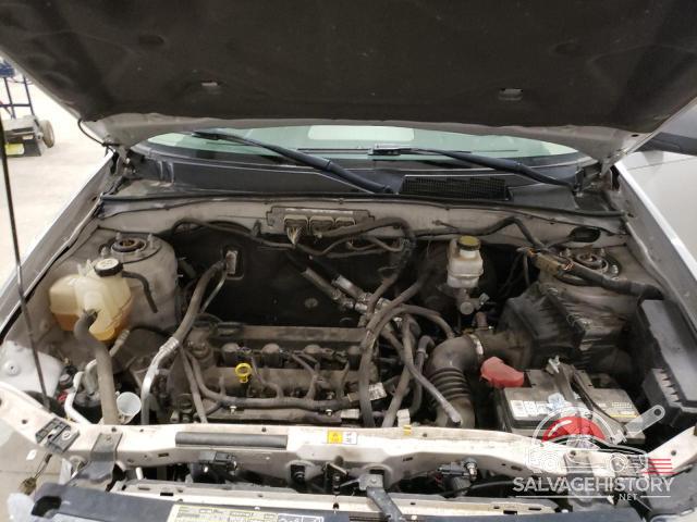 1FMCU0D70BKA72618 2011 FORD ESCAPE photo no. 12