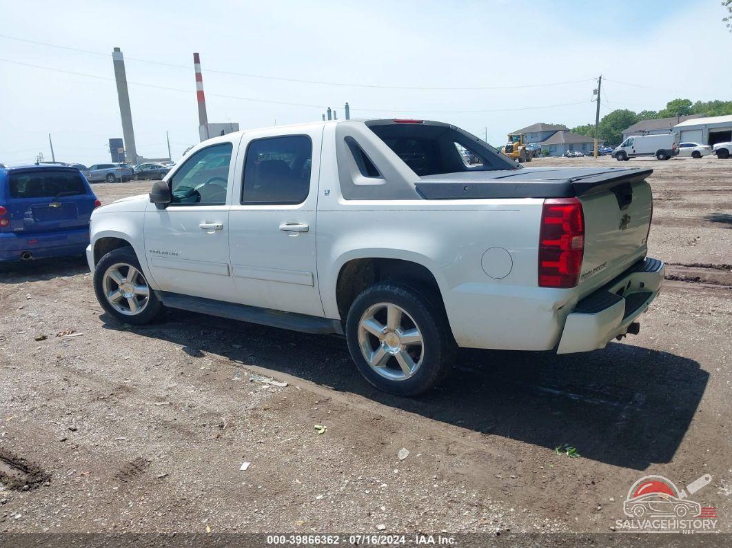 3GNVKFE05AG111045 2010 CHEVROLET AVALANCHE photo no. 3