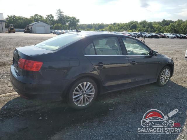3VWLL7AJ8EM443003 2014 VOLKSWAGEN JETTA photo no. 3