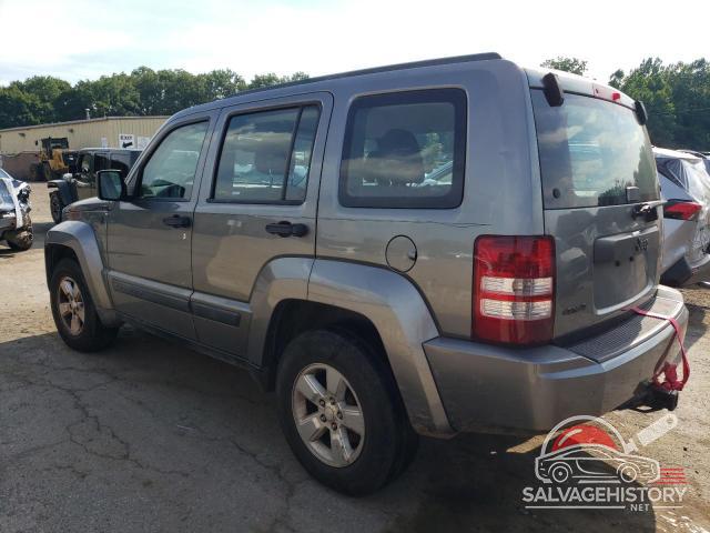 1C4PJMAK9CW216871 2012 JEEP LIBERTY photo no. 2