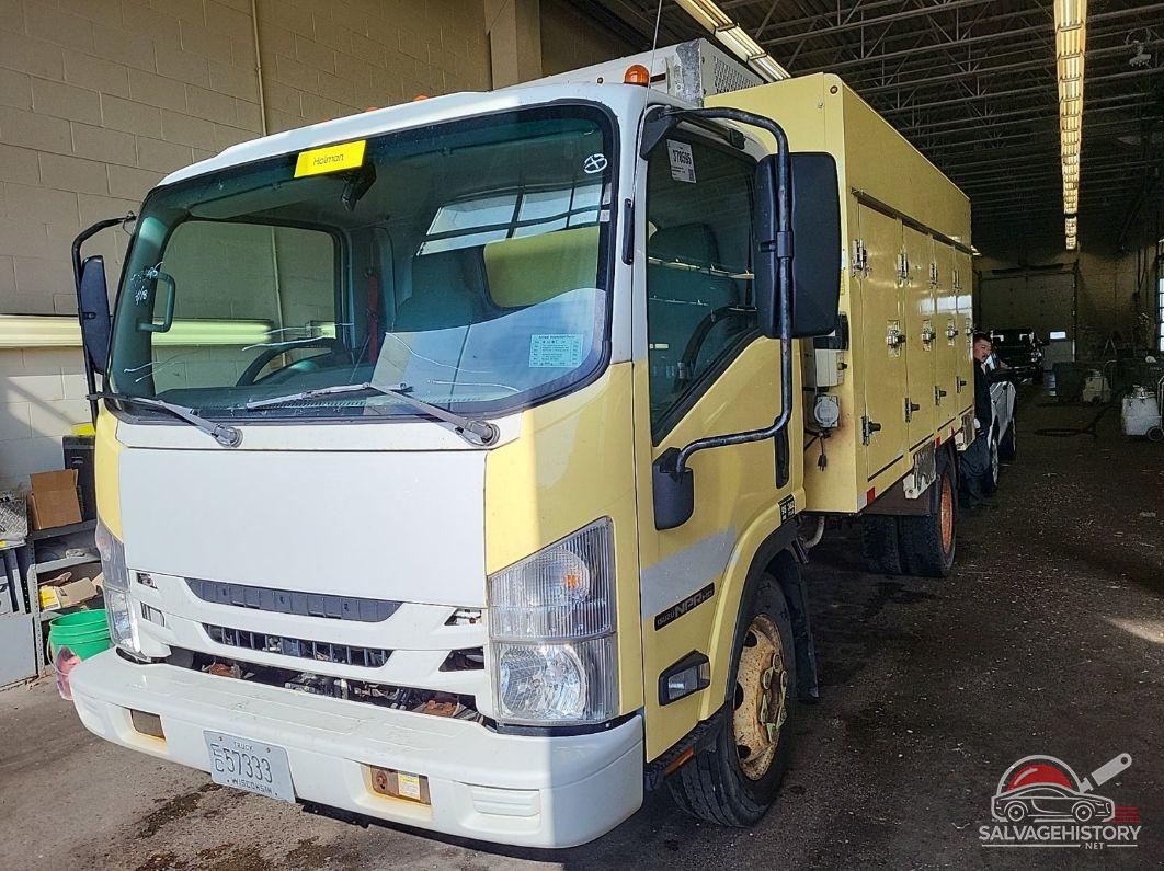 54DC4W1B3HS800243 2017 ISUZU NPR HD GAS REG photo no. 9