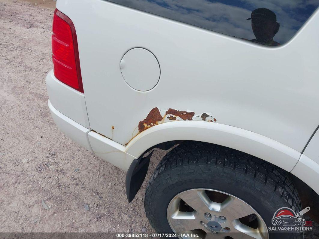 1FMZU75W03ZA97522 2003 FORD EXPLORER photo no. 6