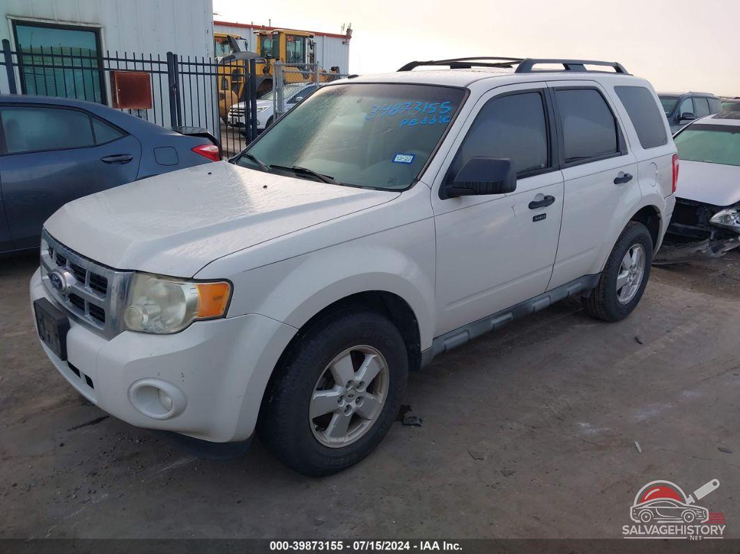 1FMCU0DG2AKB50671 2010 FORD ESCAPE photo no. 2