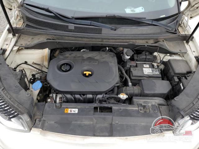 KNDJP3A59J7599632 2018 KIA SOUL photo no. 12