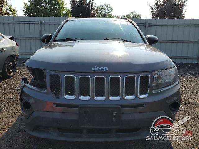 1C4NJDBB3GD639663 2016 JEEP COMPASS photo no. 5