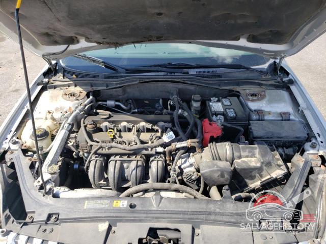 3MEHM0HA7BR600102 2011 MERCURY MILAN photo no. 11
