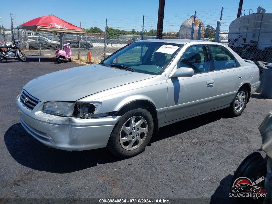 4T1BG22K51U058724 2001 TOYOTA CAMRY photo no. 2