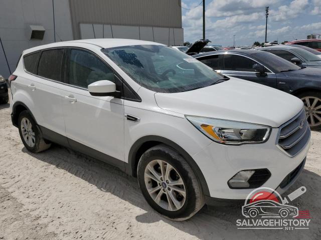 1FMCU9GD6HUB95763 2017 FORD ESCAPE photo no. 4