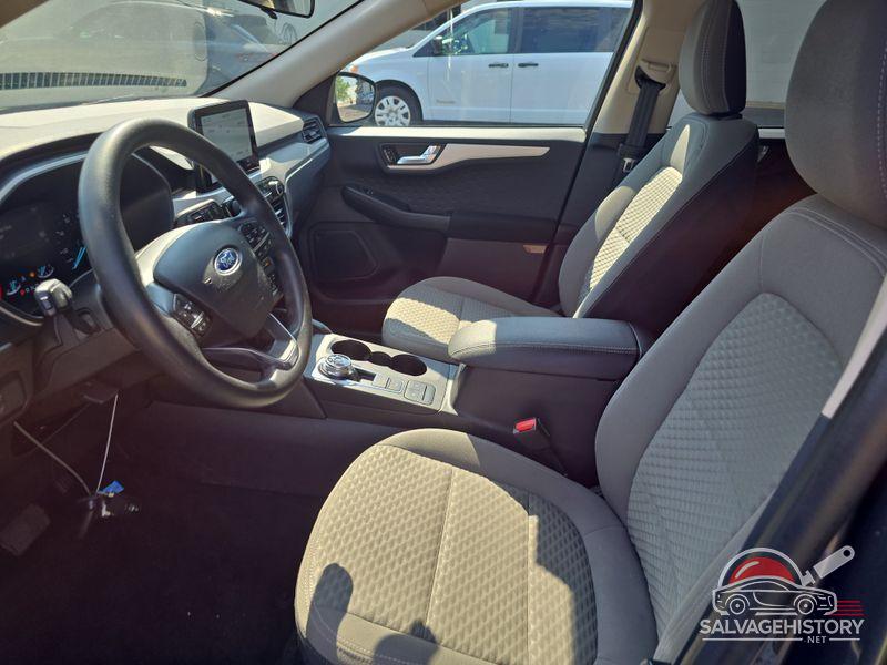 1FMCU0G64LUB14832 2020 FORD ESCAPE photo no. 5