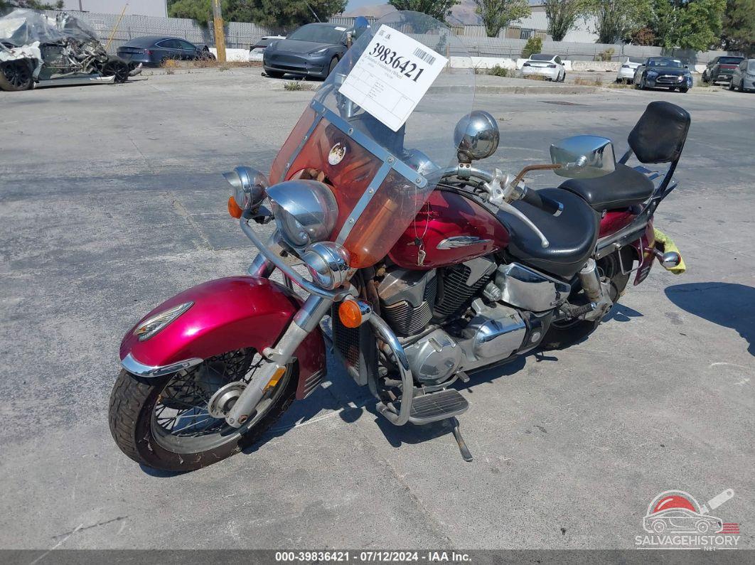 1HFSC52144A100160 2004 HONDA VT1300 photo no. 2
