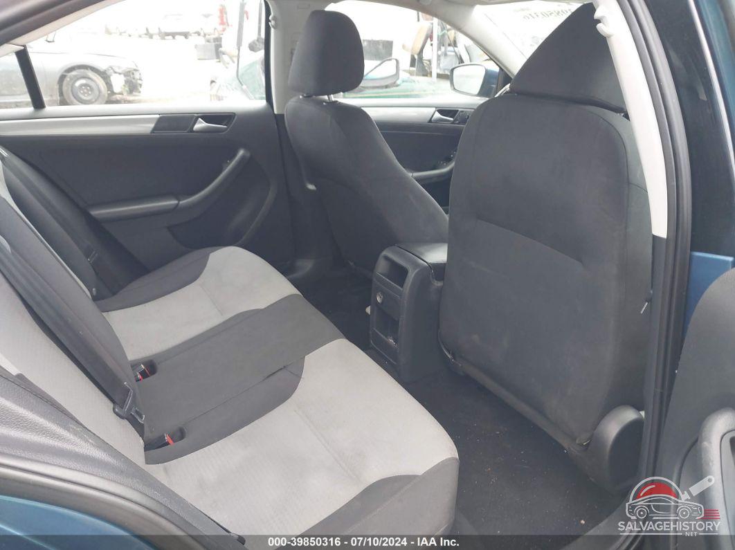 3VW2B7AJ2JM209285 2018 VOLKSWAGEN JETTA photo no. 8