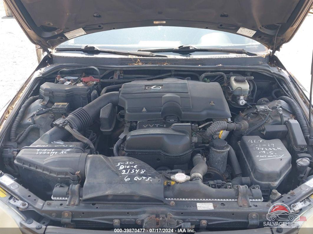 JTHBD182910029473 2001 LEXUS IS 300 photo no. 10