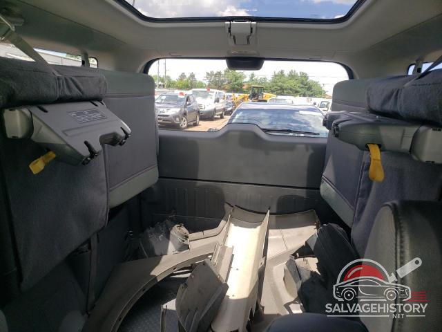 5J6YH28345L033217 2005 HONDA ELEMENT photo no. 10