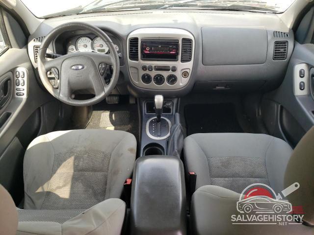 1FMCU93136KD01834 2006 FORD ESCAPE photo no. 8