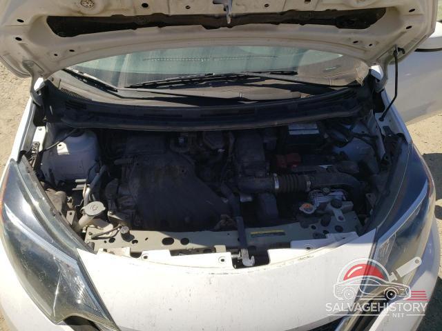 3N1CE2CP6JL366037 2018 NISSAN VERSA photo no. 11