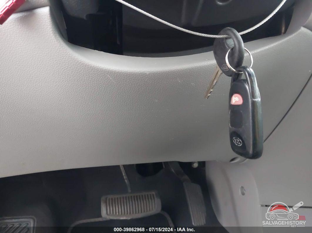 KNAGE123685228335 2008 KIA OPTIMA photo no. 11
