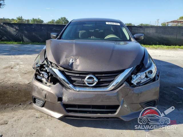 1N4AL3AP4GC258867 2016 NISSAN ALTIMA photo no. 5